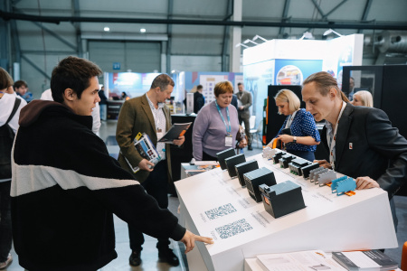 Екатеринбург на 3 дня стал центром горной промышленности и электроники России